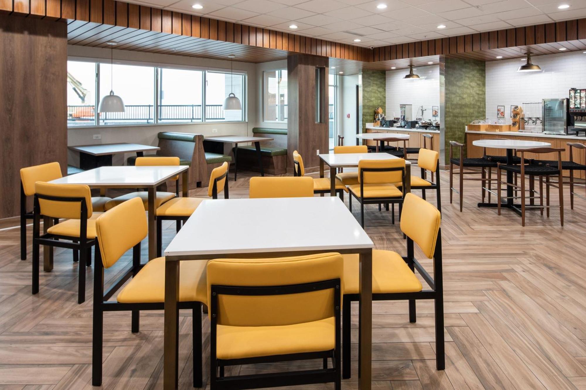 Fairfield By Marriott Inn & Suites Anaheim Los Alamitos Exterior photo