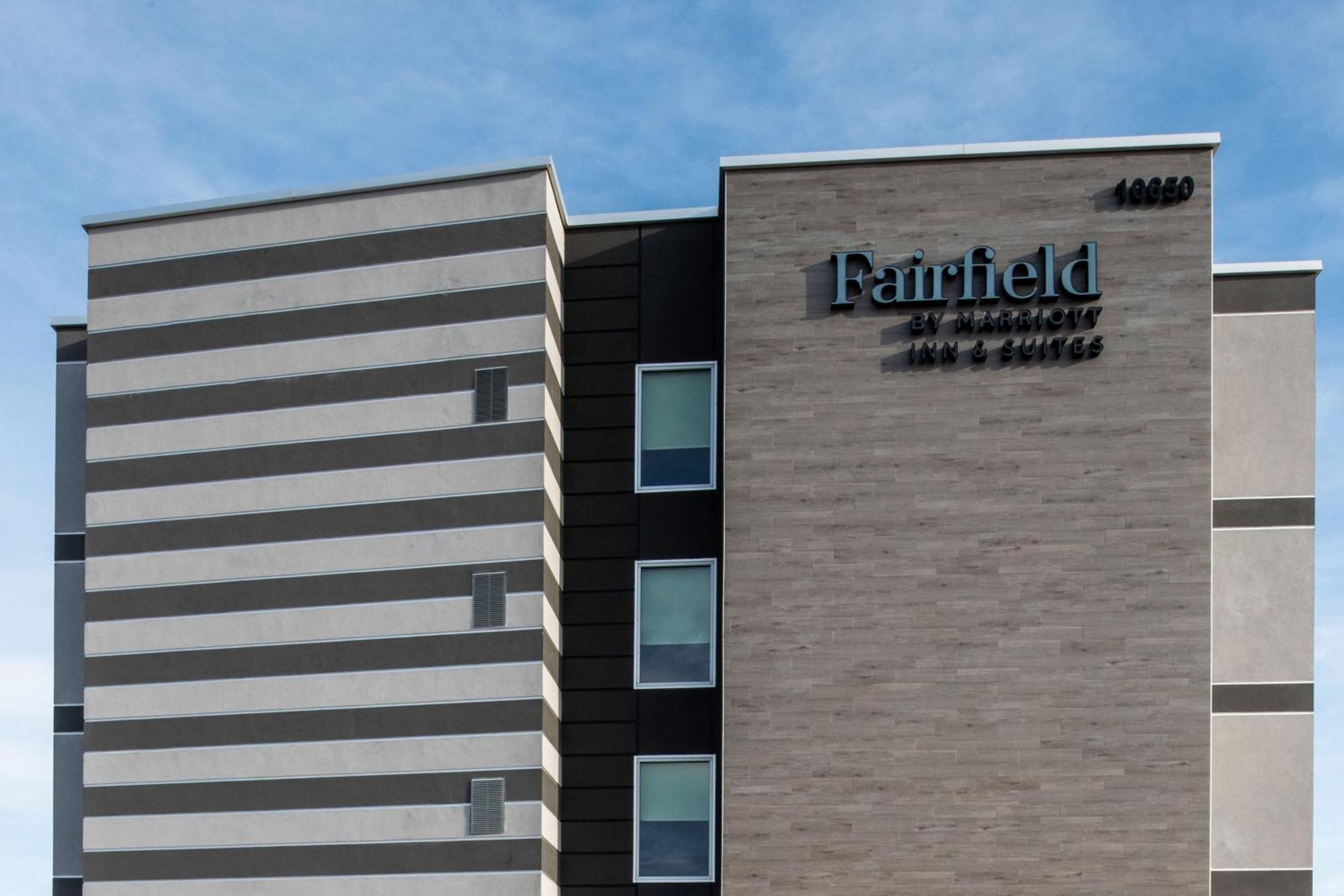 Fairfield By Marriott Inn & Suites Anaheim Los Alamitos Exterior photo